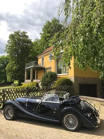 Ferienvermietung: Villa Mara